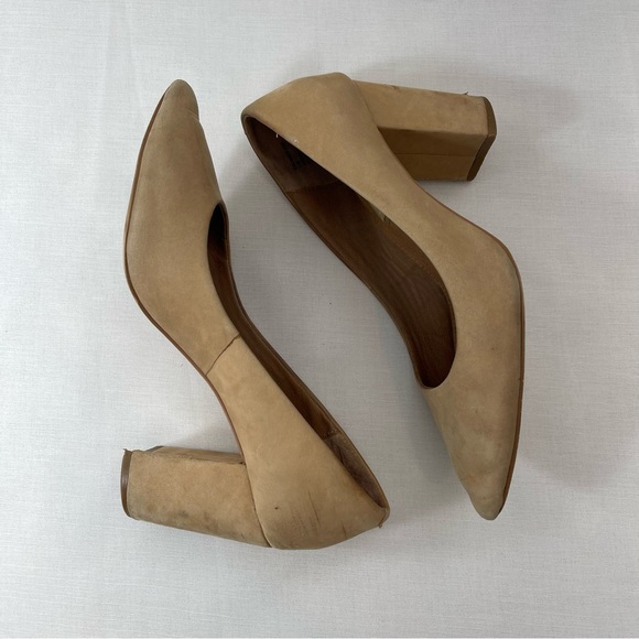 Steve Madden Lend Heel in Camel Suede - Picture 2 of 5